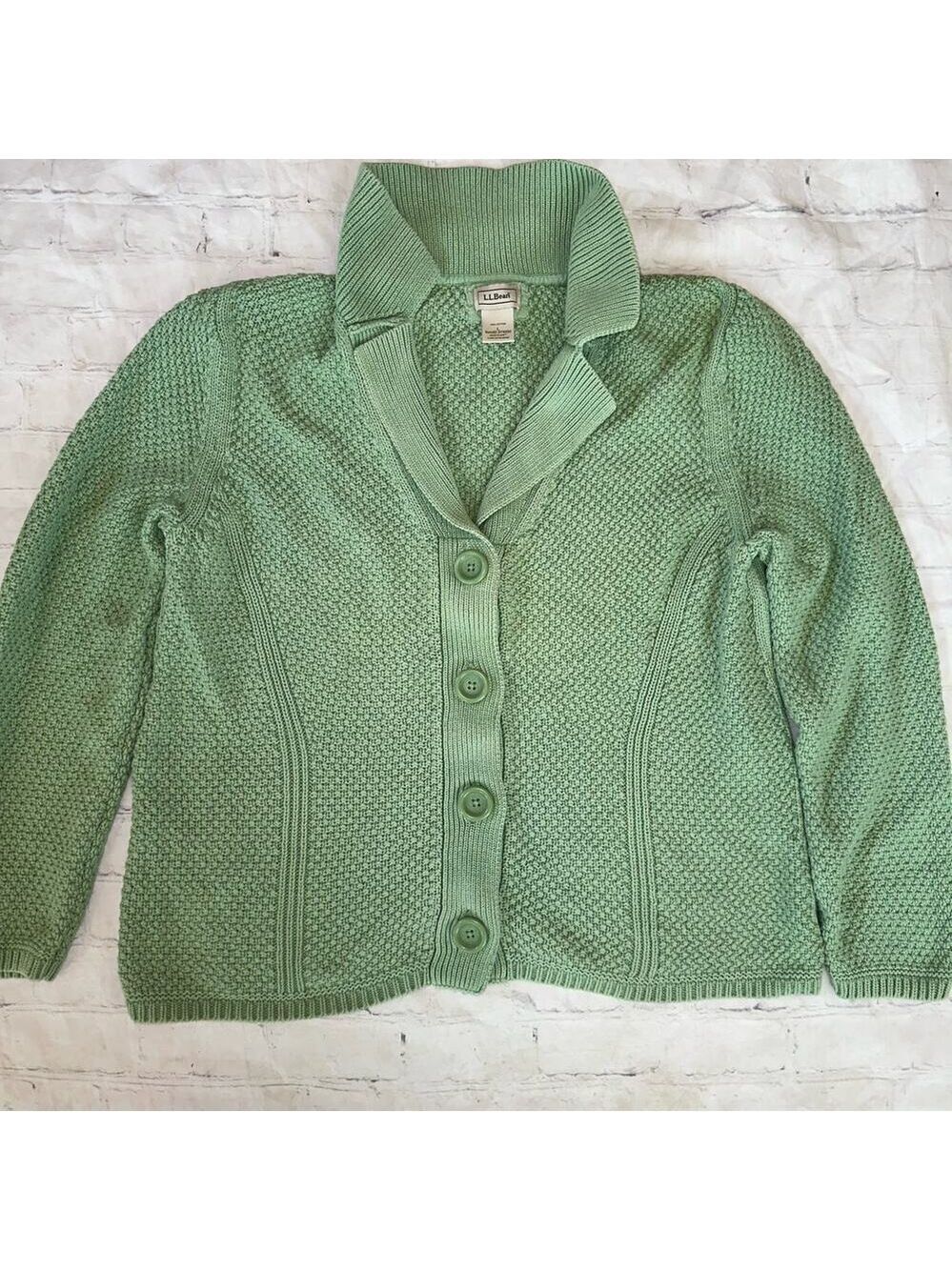 Vintage Women’s Large LL Bean LS Large Button Collared Sweater